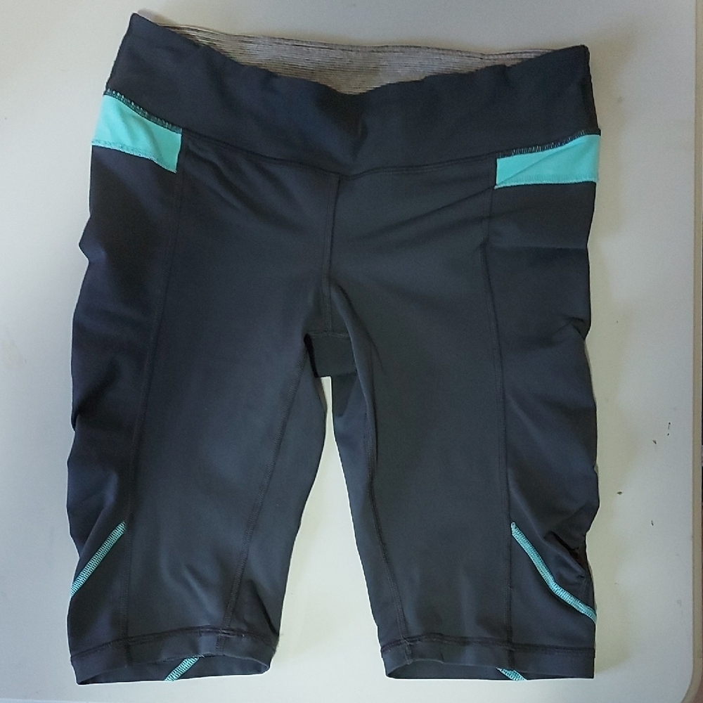 Lululemon Fast & Free Shorts - Size 6